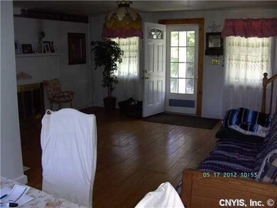 Dining Room Looking towards Entry Door & decorativ