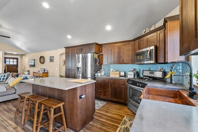 61214 Geary Dr, Bend, OR 97702 - photo 7