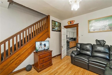 213 N Railroad St, Allentown, PA 18102 - photo 4