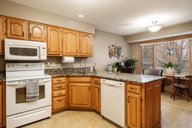 6666 Sandalwood Close unit 63A, Rockford, IL 61108 - photo 4