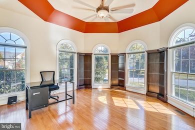 21910 Manor Crest Ln, Boyds, MD 20841 - photo 4