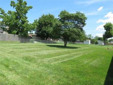 unlisted-address, Columbus, IN 47203 - photo 2