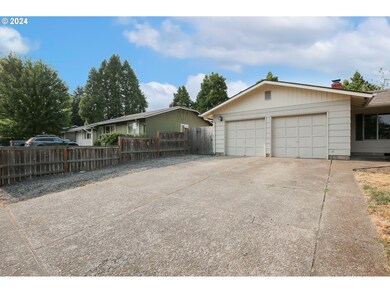 1127 Skipper Ave, Eugene, OR 97404 - photo 3