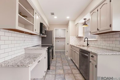 16199 N Galvez Ave, Prairieville, LA 70769 - photo 3