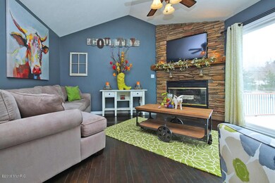 101 Gull Pointe Dr, Battle Creek, MI 49037 - photo 3