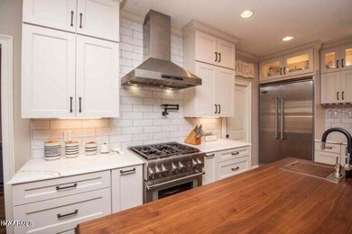 20221201190643988156000000-o