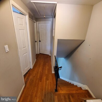 1014 Middleborough Rd, Essex, MD 21221 - photo 6