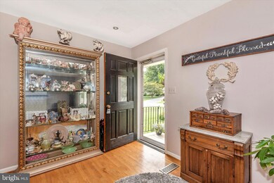 10918 Hillcrest Dr, Laurel, MD 20723 - photo 3