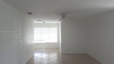 3430 Pinewalk Dr N unit 618, Margate, FL 33063 - photo 2