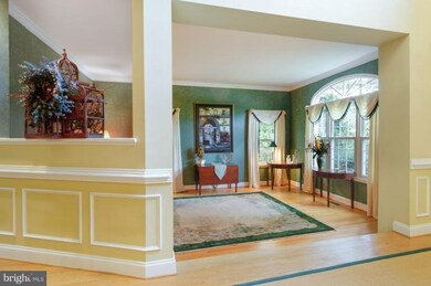 3401 Blakesley Hall Ct, Herndon, VA 20171 - photo 4