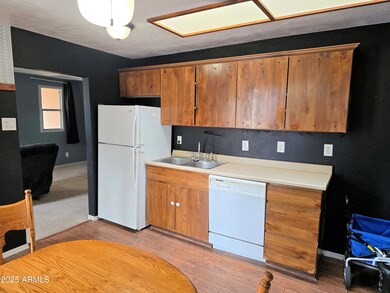 687 W Navajo St, Wickenburg, AZ 85390 - photo 7