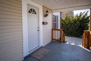 2841E13th-7