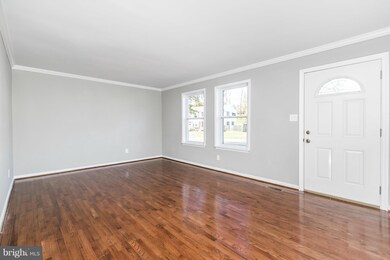 631 Burlington Ct, Edgewood, MD 21040 - photo 2