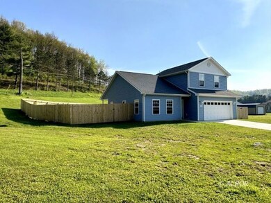 32353 Redbud Ln, Logan, OH 43138 - photo 3