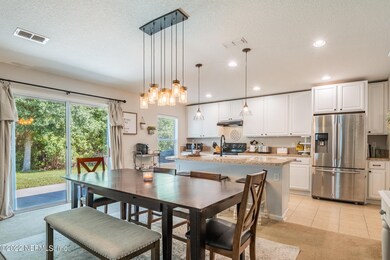 11926 Alexandra Dr, Jacksonville, FL 32218 - photo 3