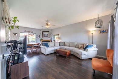 1442 Rhett Ct, Schererville, IN 46375 - photo 7