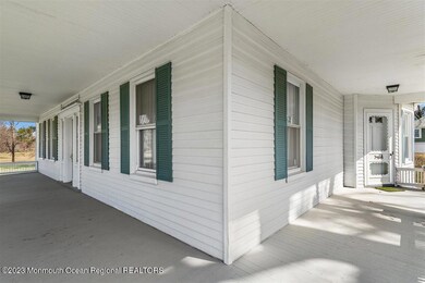 51 Scotts Corner Rd, Cranbury, NJ 08512 - photo 4