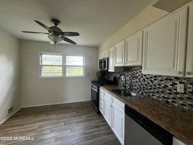 316 Spring St unit Upper, Red Bank, NJ 07701 - photo 3