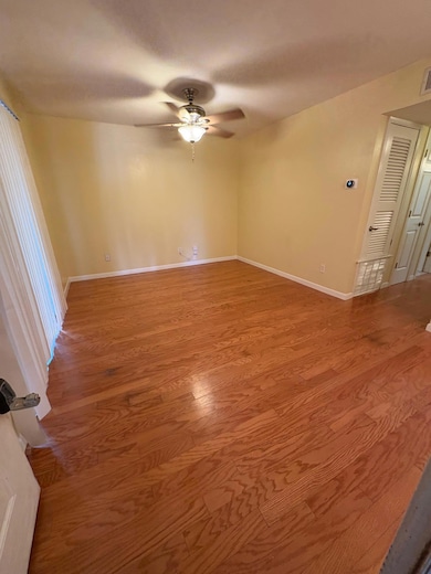 400 W 35th St unit 203, Austin, TX 78705 - photo 6