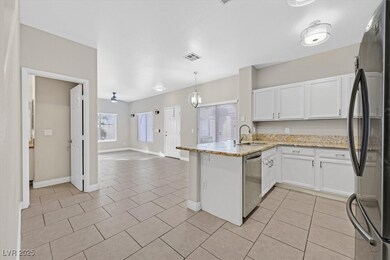 5983 Trickling Descent St unit 102, Henderson, NV 89011 - photo 5