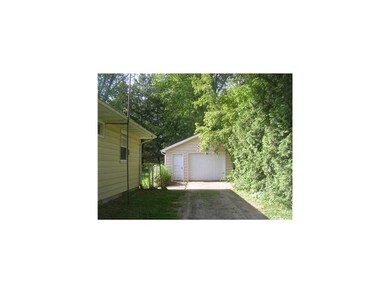 Garage.