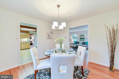 4606 Quarter Charge Dr, Annandale, VA 22003 - photo 6