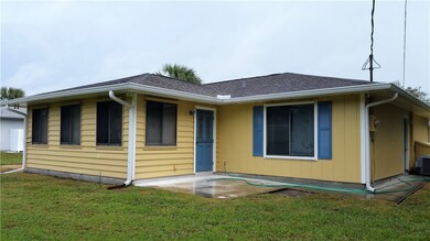 1038 Phelps St, Sebastian, FL 32958 - photo 4