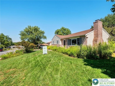 943 N 6th St, Emmaus, PA 18049 - photo 3