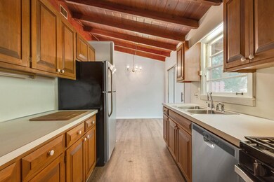 2306 Mission Rd, Tallahassee, FL 32304 - photo 4