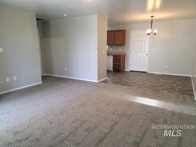 1013 21st Ave E, Jerome, ID 83338 - photo 3