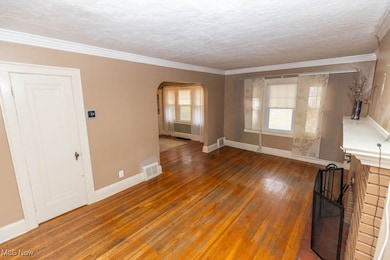 3730 E Antisdale Rd, Cleveland, OH 44118 - photo 6