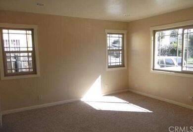 2115 Vineyard Ave, Los Angeles, CA 90016 - photo 3