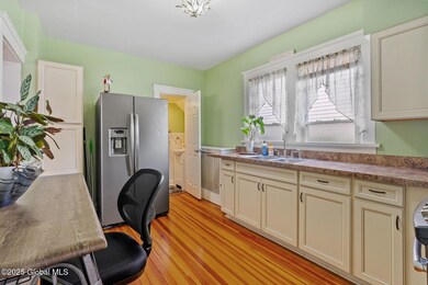 7-web-or-mls-286-second-ave