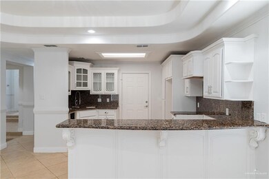 841 Brady Ave, Alamo, TX 78516 - photo 5