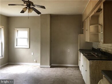 54 Bortle Ave, Vineland, NJ 08360 - photo 2