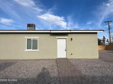 55 E Mohave Rd unit 1, Tucson, AZ 85705 - photo 3