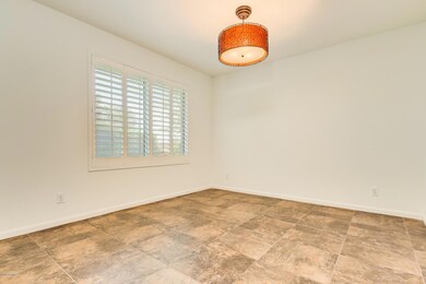 870 E Willis Rd, Chandler, AZ 85286 - photo 4