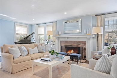 213 Linden St, Winnetka, IL 60093 - photo 4