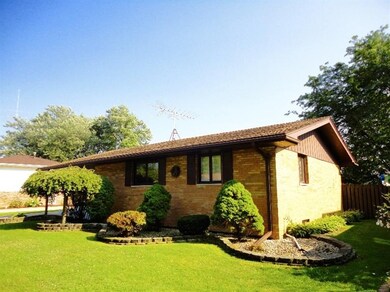 52 Carnation St, Dyer, IN 46311 - photo 2