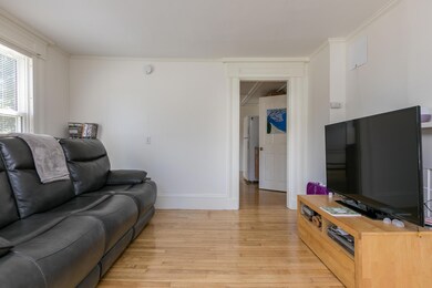 179 Ocean House Rd Cape-large-007-005-Un
