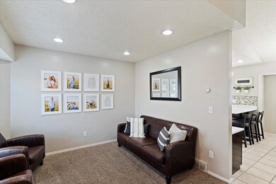 685 S Pheasant View Dr, Layton, UT 84041 - photo 3