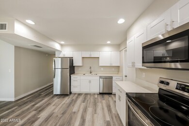 004-photo-kitchen-10864122