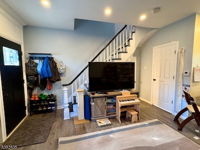 425 Lafayette St, Newark, NJ 07105 - photo 3