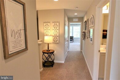 32 Melsonby Dr, Bunker Hill, WV 25413 - photo 4