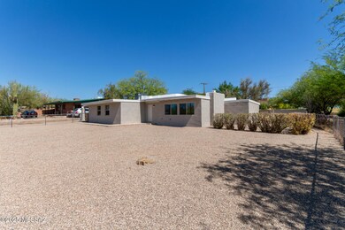 243 E Waverly St, Tucson, AZ 85705 - photo 3