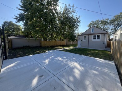 8423 S Carpenter St, Chicago, IL 60620 - photo 5