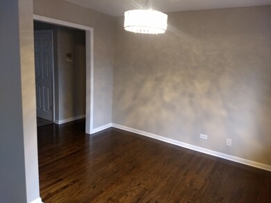 1215 Pershing Ave, Wheaton, IL 60189 - photo 2