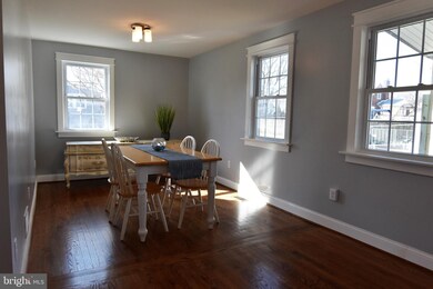 208 Dale Rd, Pasadena, MD 21122 - photo 5