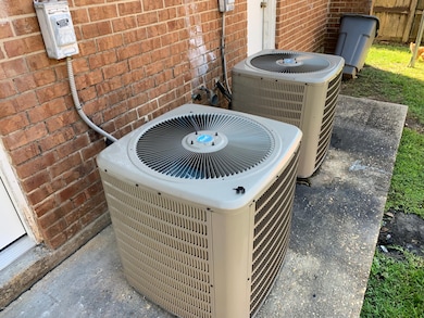 Nice Exterior AC Units