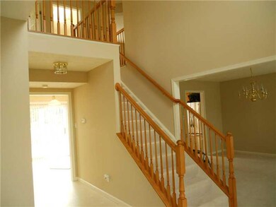 Entry/Foyer.